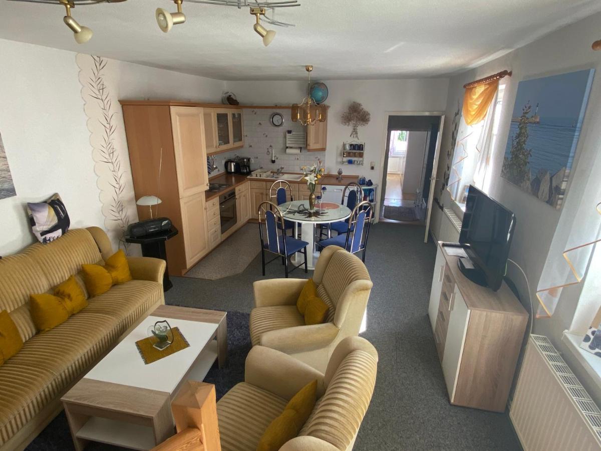 Himmlisch Wohnen Apartment Bergen Auf Rugen Ngoại thất bức ảnh